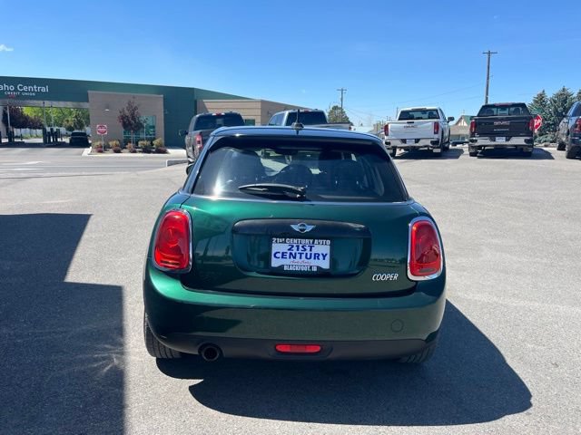 Used 2017 MINI Cooper 4-Door Hardtop FWD image 14