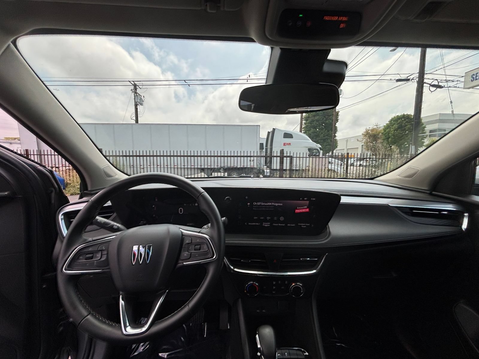 Used 2025 Buick Encore GX Preferred FWD image 34