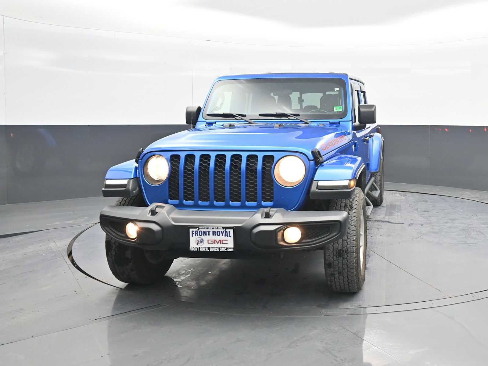 Used 2021 Jeep Gladiator Sport image 3