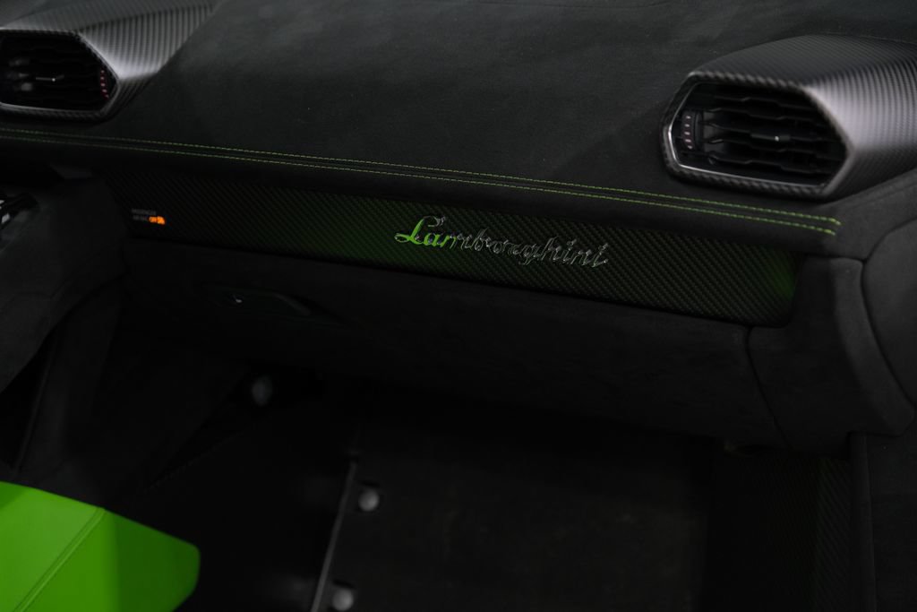 Used 2023 Lamborghini Huracan STO RWD image 37