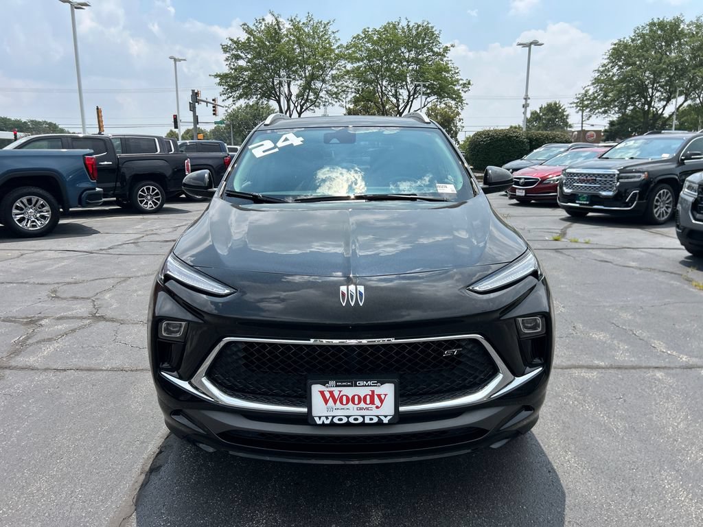 Certified 2024 Buick Encore GX Sport Touring FWD image 4