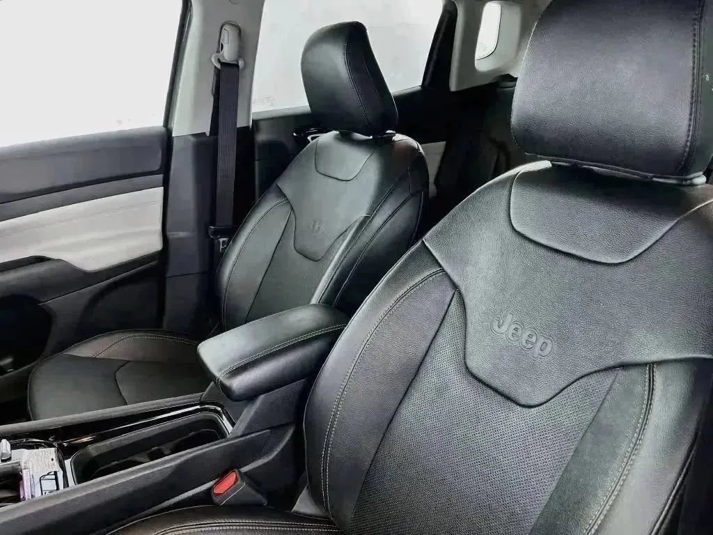 Used 2022 Jeep Compass Limited AWD/4WD image 76
