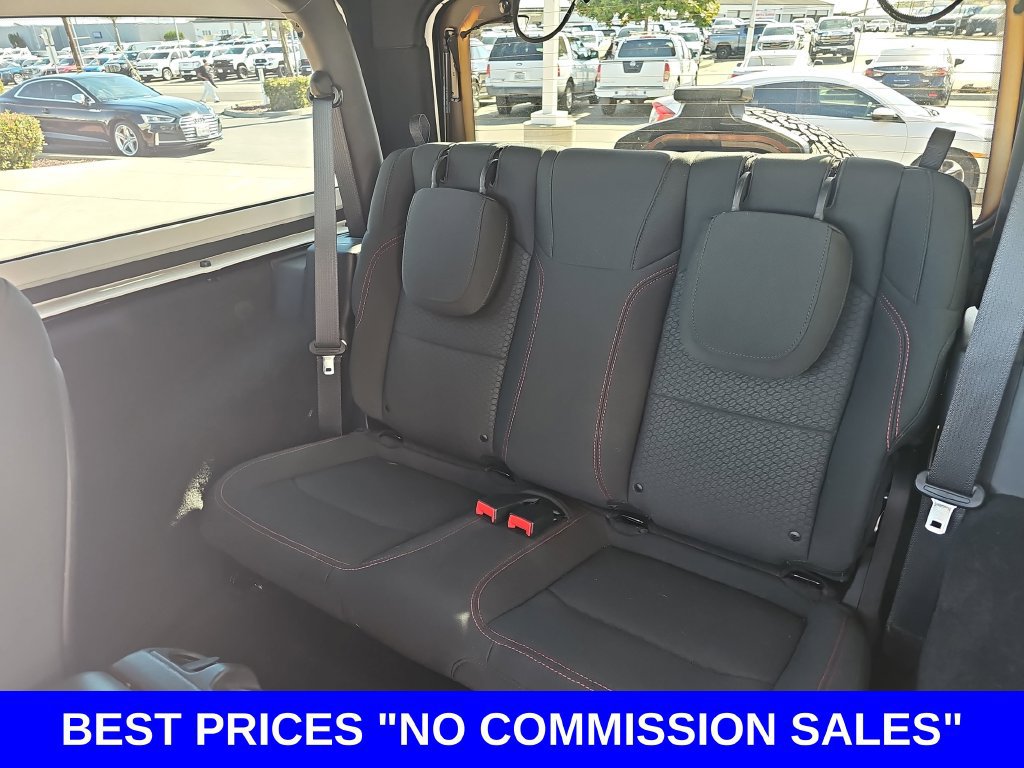 Used 2021 Jeep Wrangler Rubicon AWD/4WD image 13