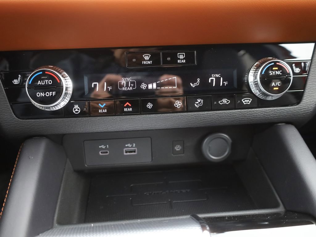 New 2025 Mitsubishi Outlander SEL image 45