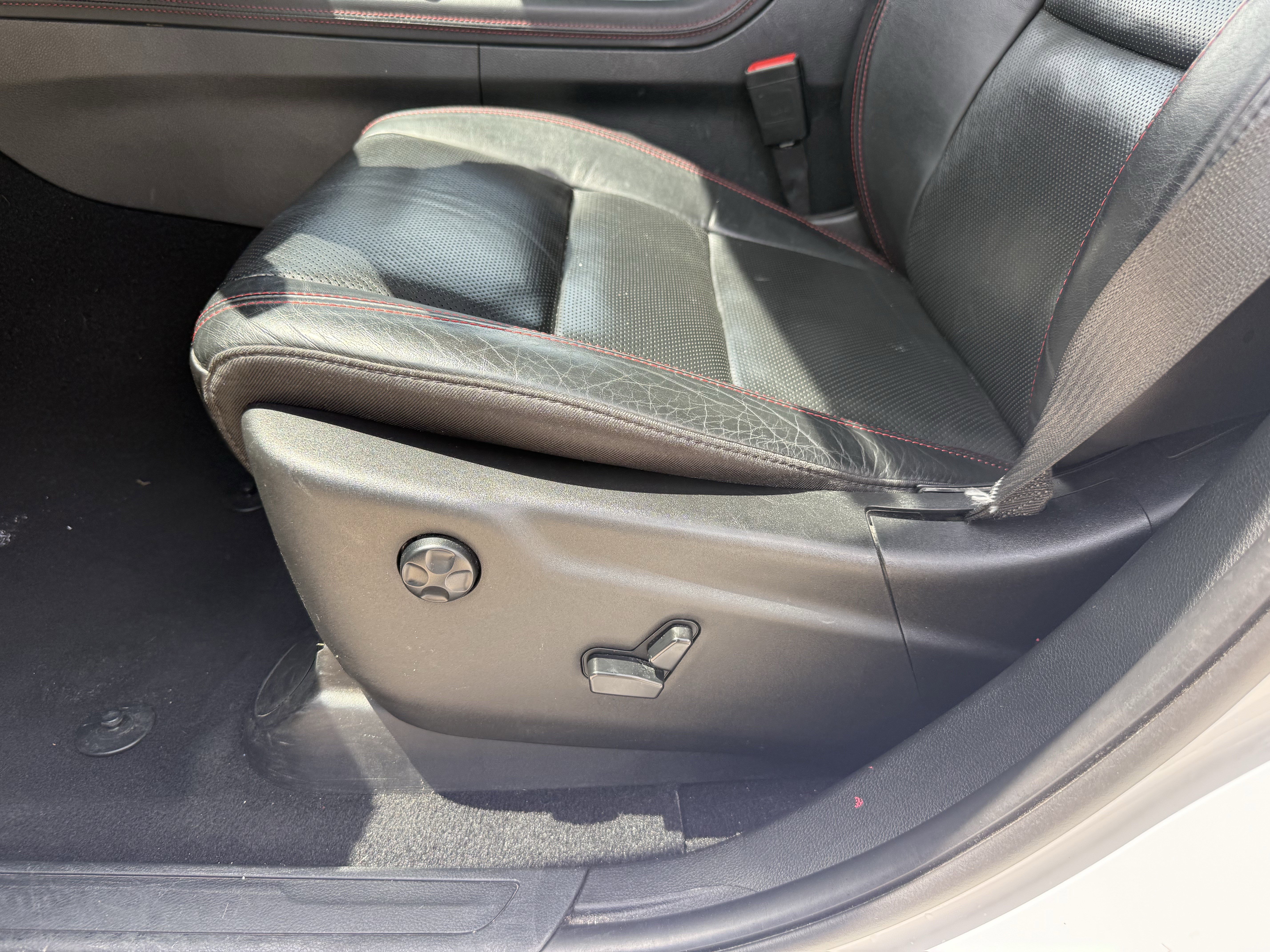 Used 2024 Dodge Durango GT AWD/4WD image 29