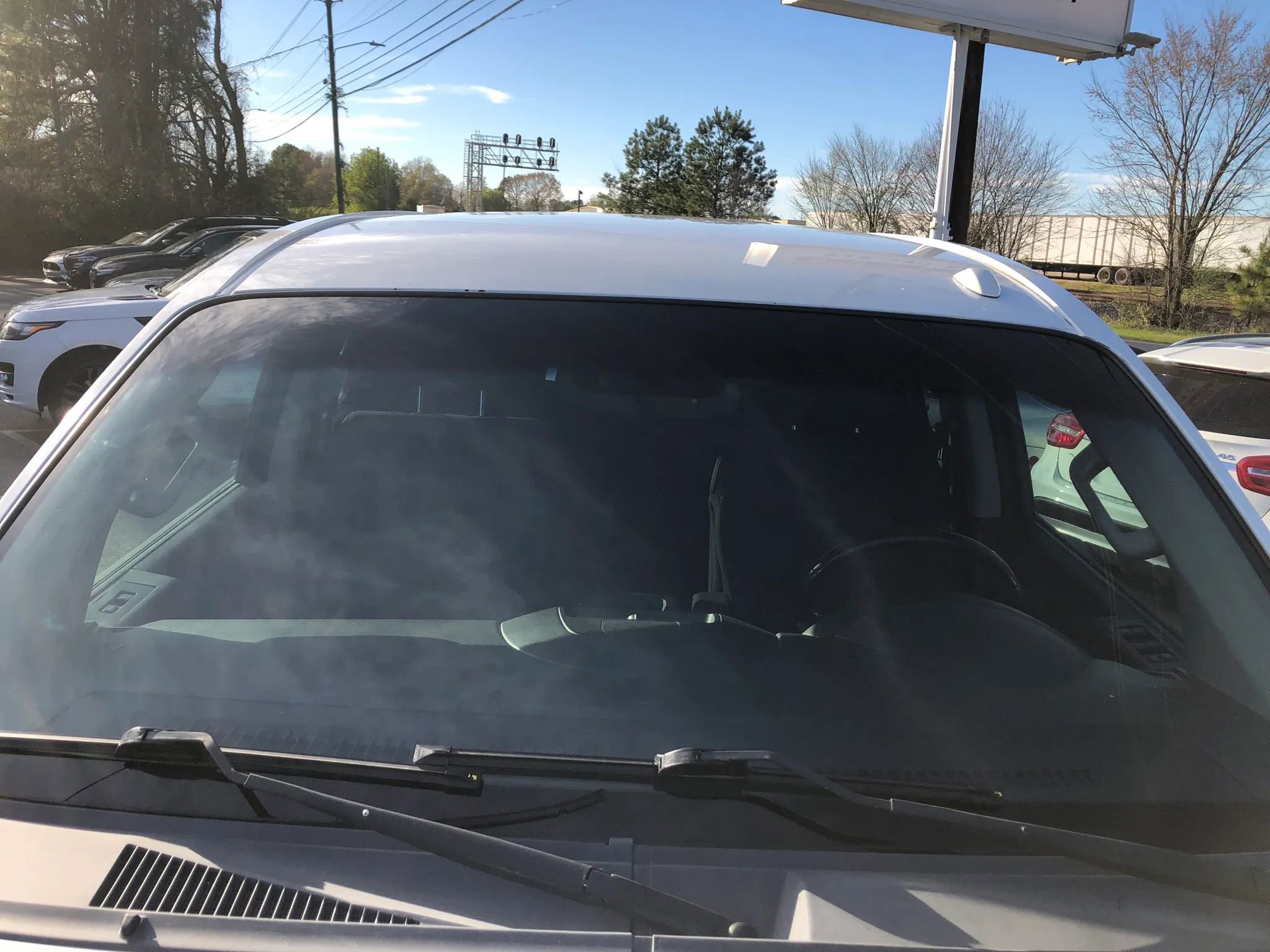 Used 2012 Nissan Titan SV w/ SV Premium Utility Pkg image 10