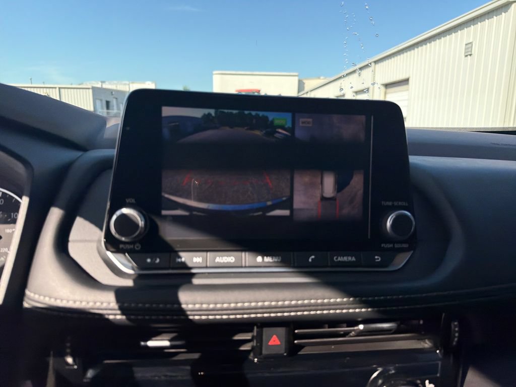 Used 2021 Nissan Rogue SV w/ Premium Package FWD image 19