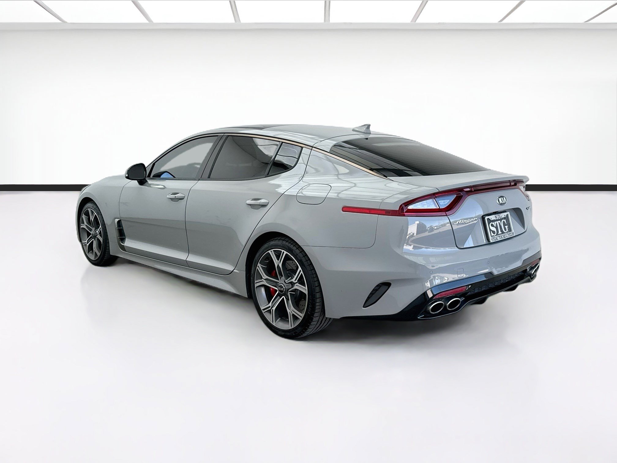 Used 2019 Kia Stinger GT1 RWD image 6