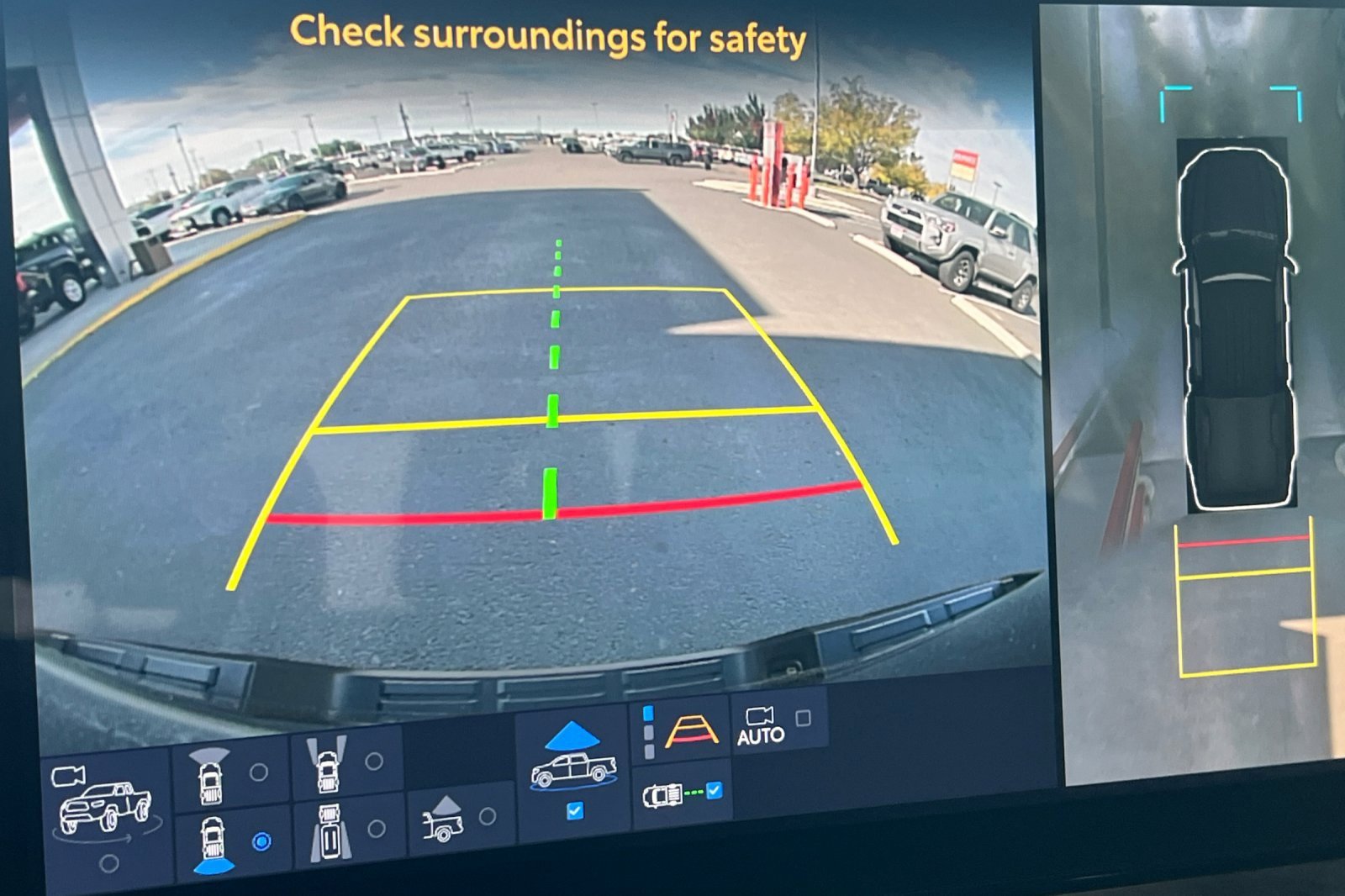 Used 2024 Toyota Tacoma Limited w/ Limited Package (LT) image 15