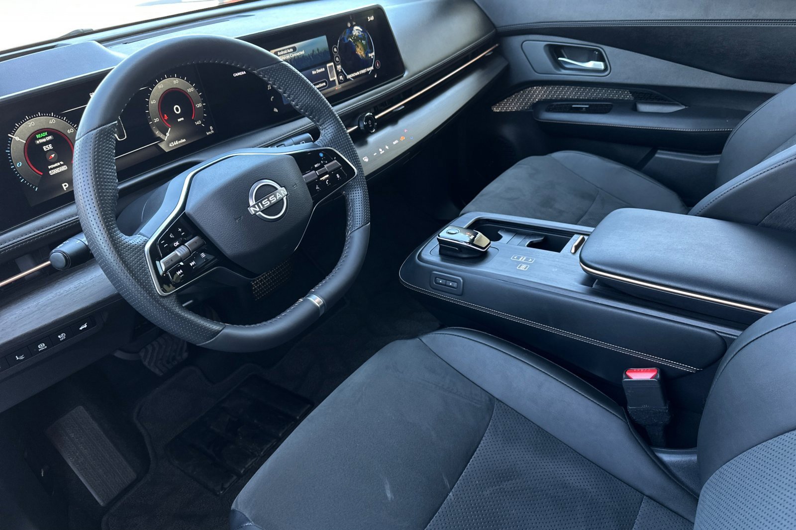 Used 2025 Nissan Ariya FWD image 9