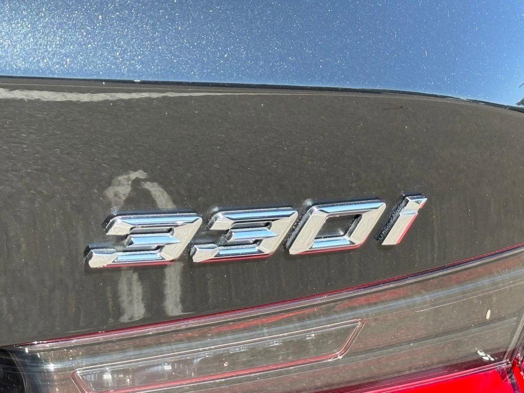 Used 2025 BMW 330i xDrive Sedan w/ M Sport Package image 13
