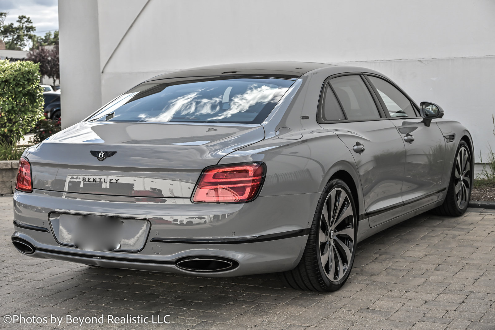 New 2025 Bentley Flying Spur Plug-In Hybrid AWD/4WD image 12