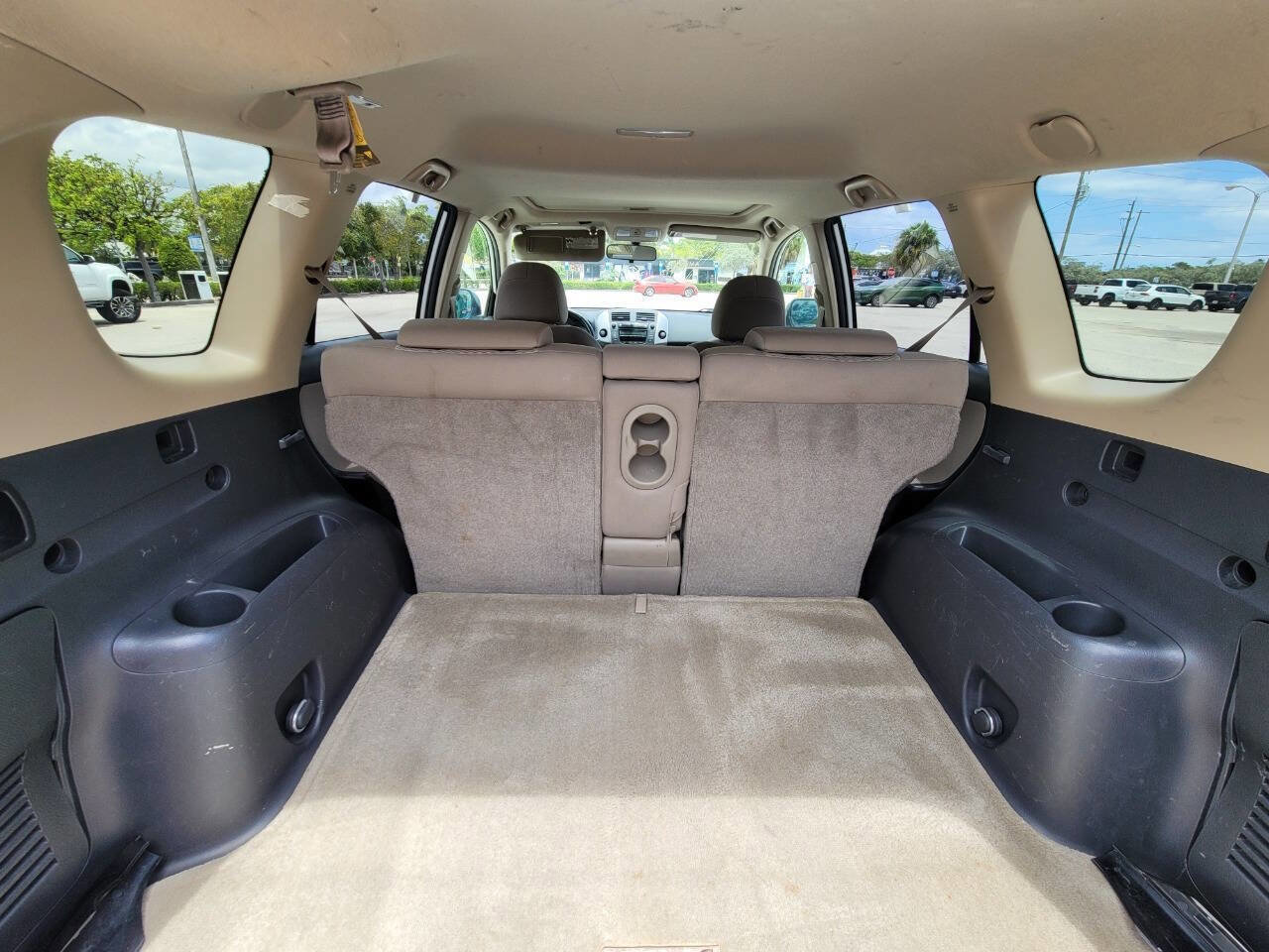 Used 2006 Toyota RAV4 Limited AWD/4WD image 9