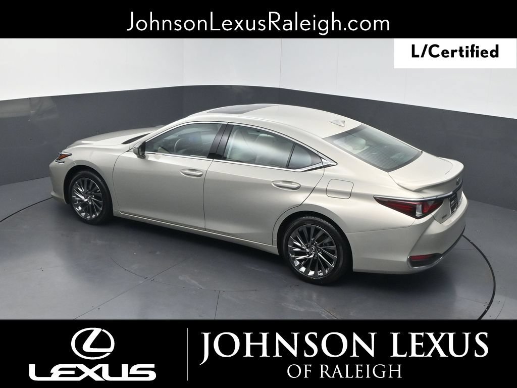 Used 2025 Lexus ES 300h w/ Technology Package FWD image 26