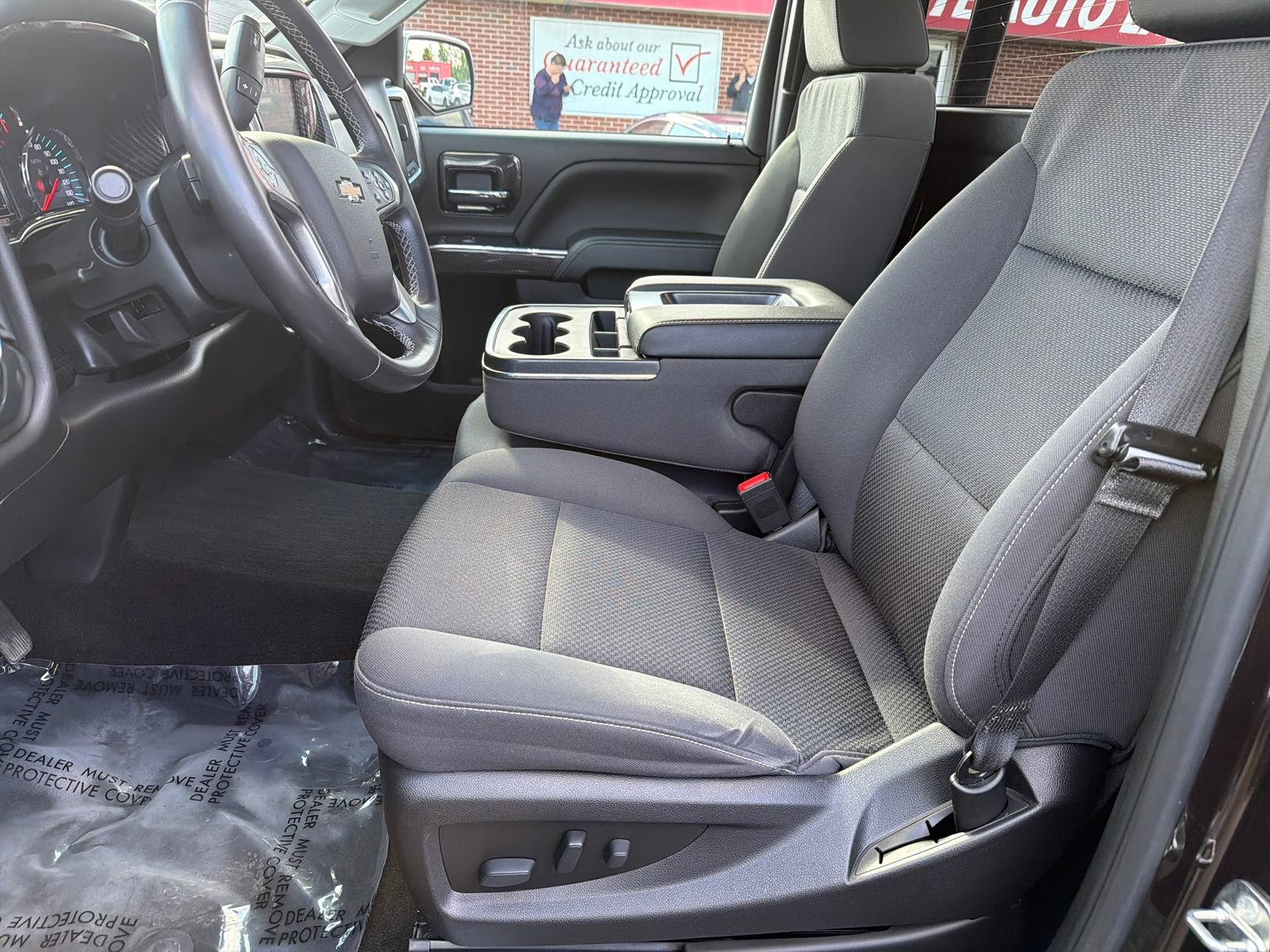 Used 2018 Chevrolet Silverado 1500 LT w/ LT Convenience Package AWD/4WD image 12
