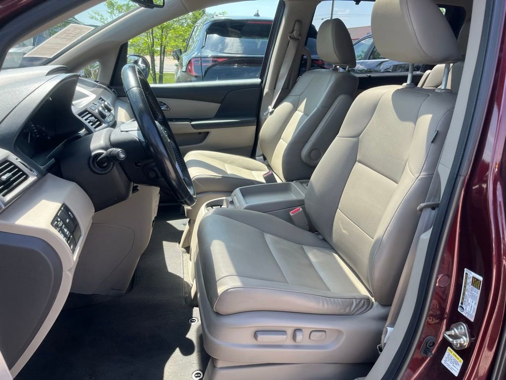 Used 2017 Honda Odyssey EX-L image 12