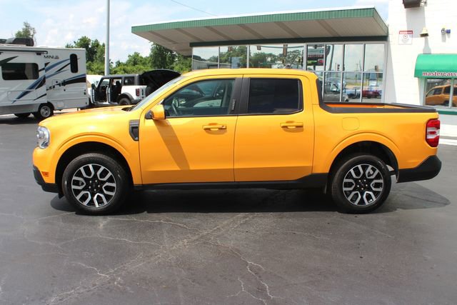 Used 2023 Ford Maverick Lariat w/ Lariat Luxury Package image 3