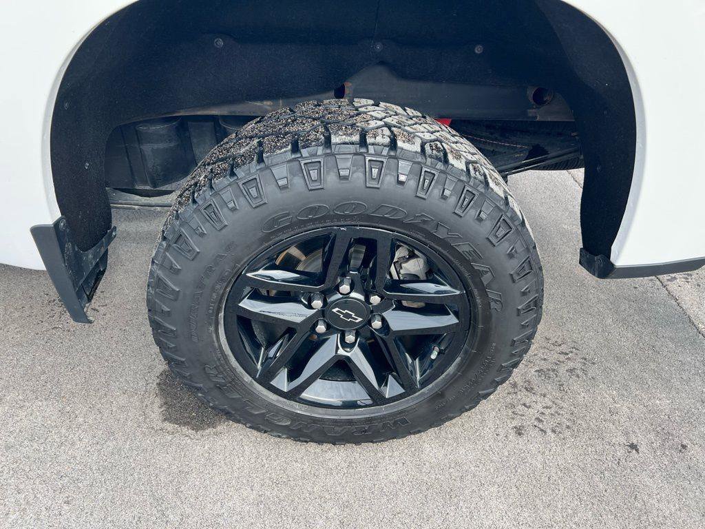 Used 2020 Chevrolet Silverado 1500 Custom Trail Boss w/ Infotainment Package image 14