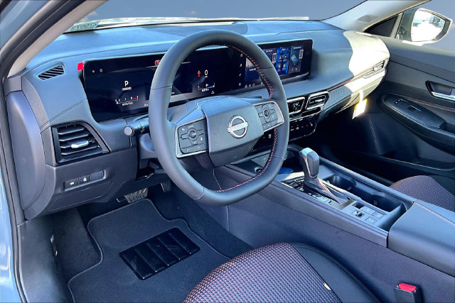 New 2027 Nissan Sentra SR FWD image 7