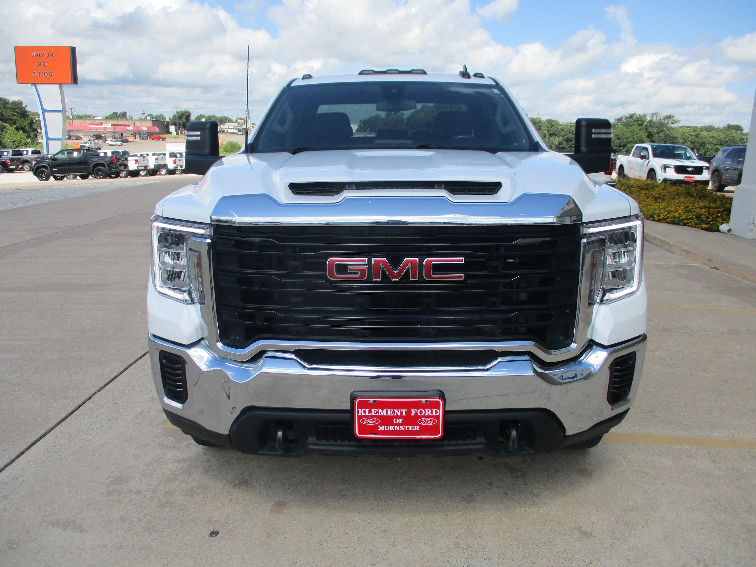 Used 2022 GMC Sierra 2500 Pro w/ Convenience Package AWD/4WD image 6