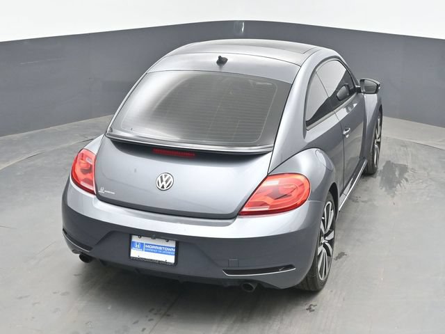 Used 2013 Volkswagen Beetle R-Line FWD image 38