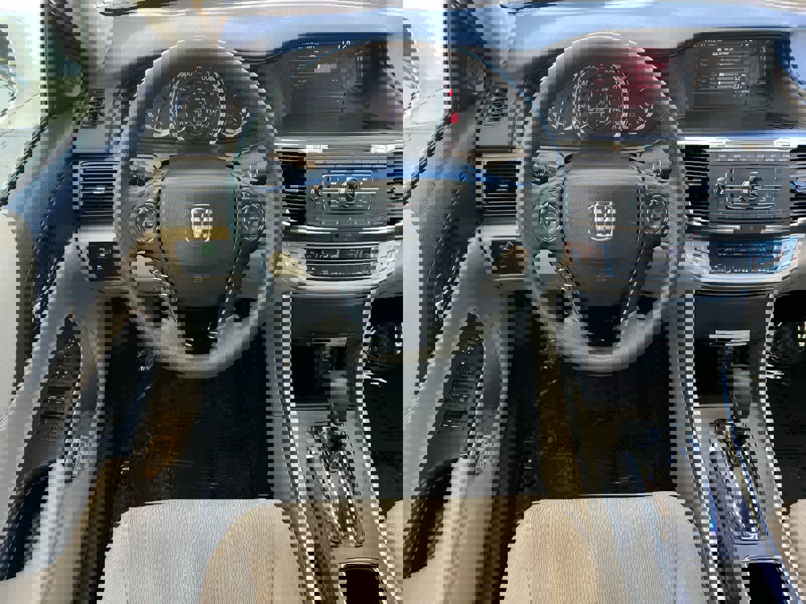 Used 2015 Honda Accord EX image 15