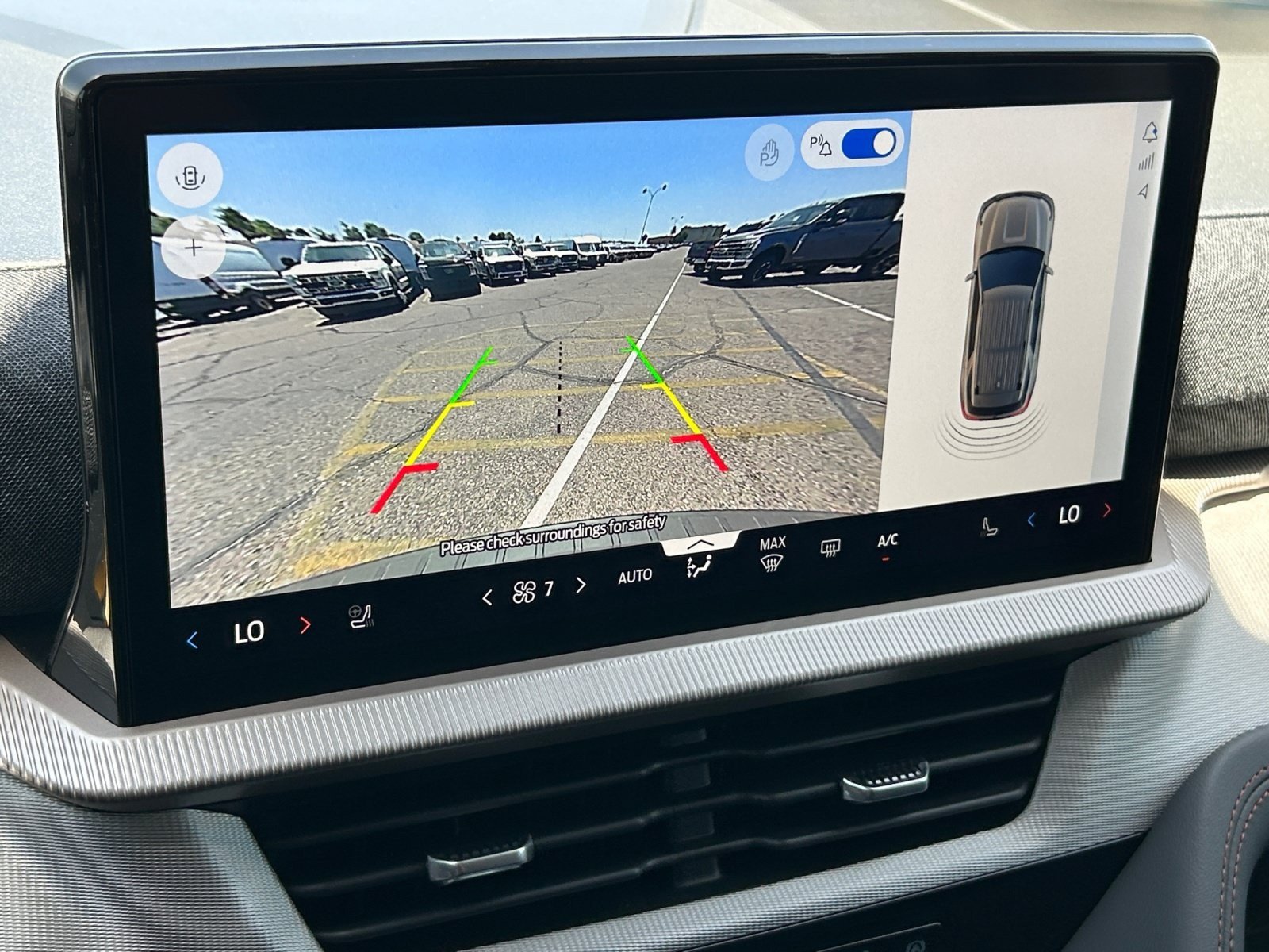 New 2026 Ford Explorer Active w/ Active Comfort Package RWD image 29