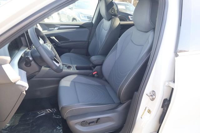 New 2026 Volkswagen Tiguan SE R-Line image 18