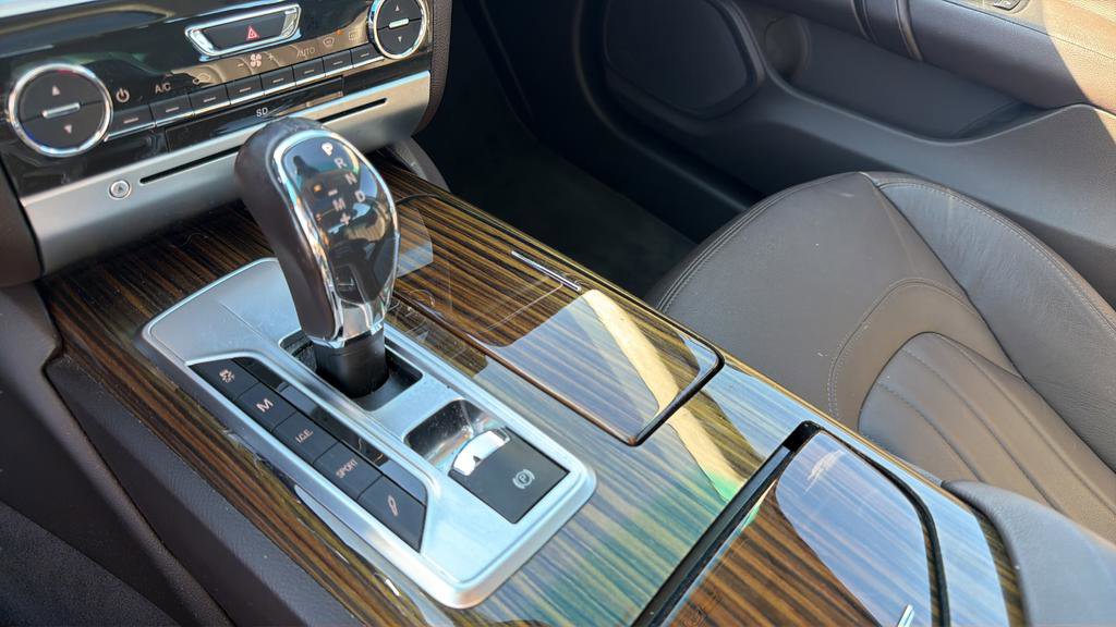 Used 2014 Maserati Quattroporte S Q4 image 36