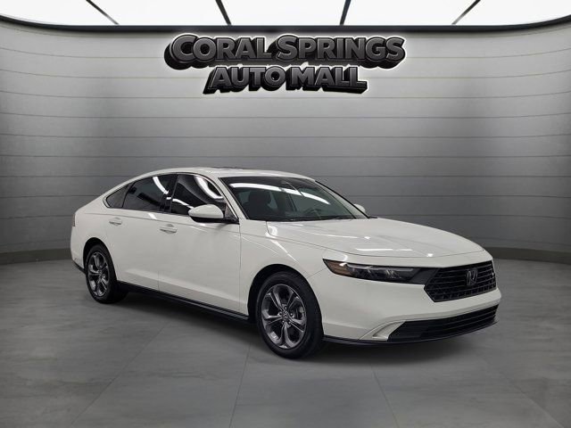 Certified 2023 Honda Accord EX image 1