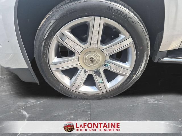 Used 2017 Cadillac Escalade ESV Luxury AWD/4WD image 33