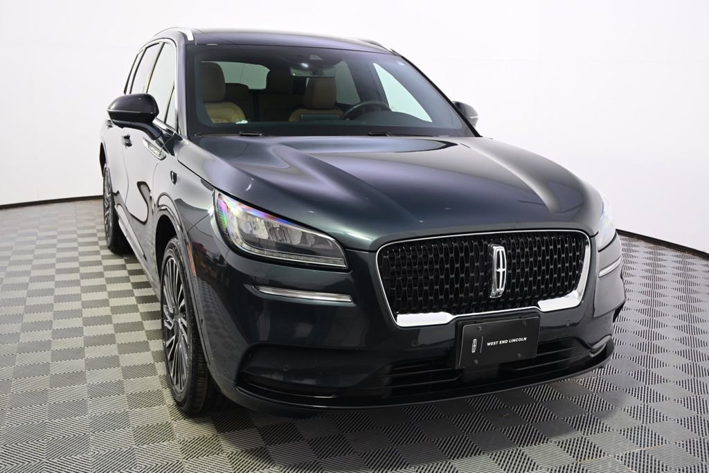 Certified 2022 Lincoln Corsair Reserve w/ Equipment Group 201A image 9