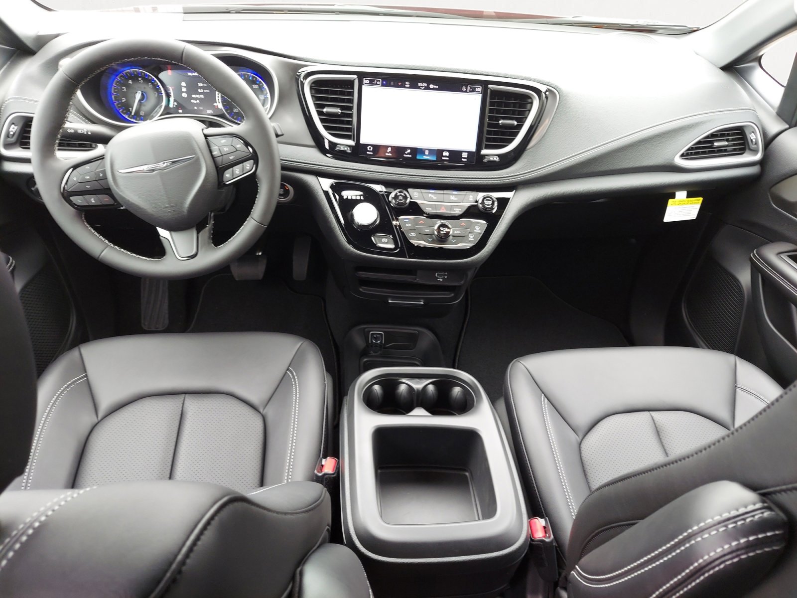 New 2026 Chrysler Pacifica Select w/ S Appearance Package FWD image 3