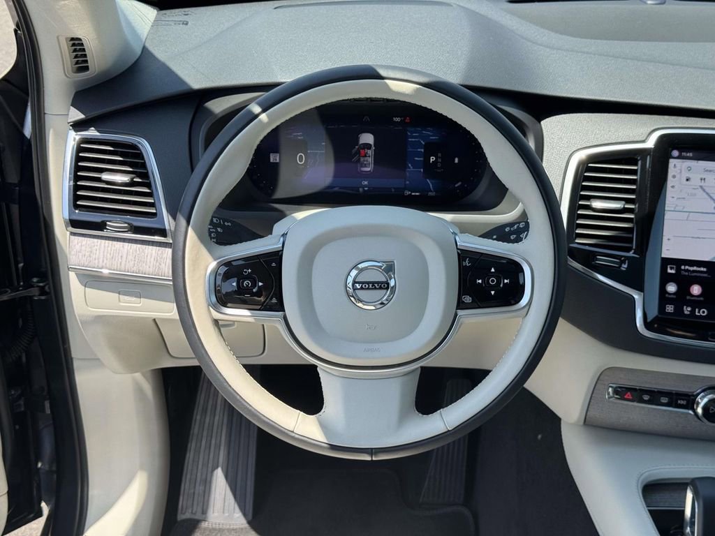 Used 2023 Volvo XC90 B6 Plus AWD/4WD image 15