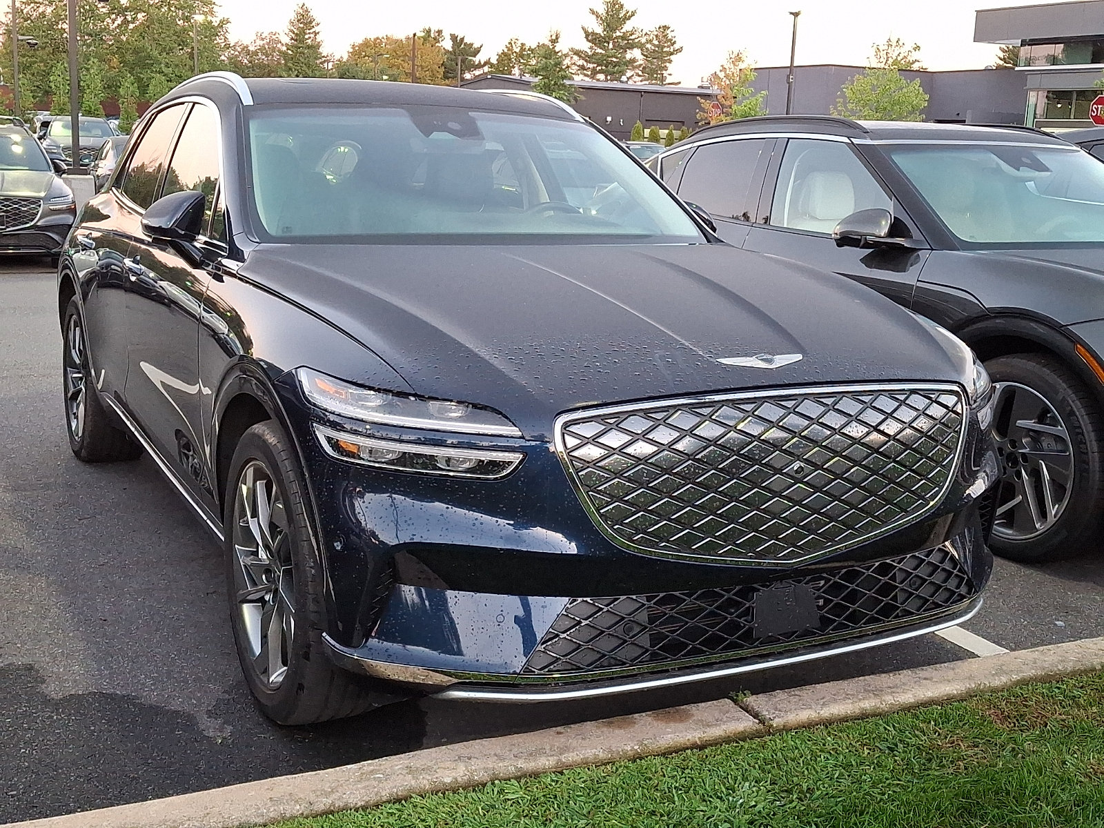 Certified 2025 Genesis Electrified GV70 w/ Prestige Package AWD/4WD image 2