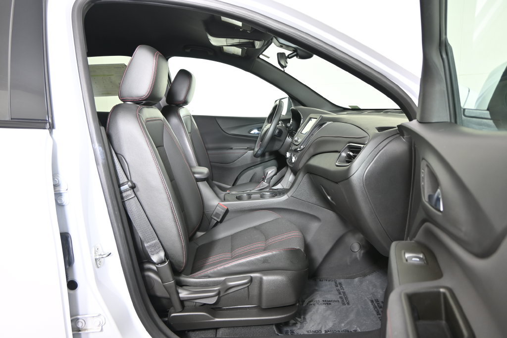 Used 2023 Chevrolet Equinox RS AWD/4WD image 13