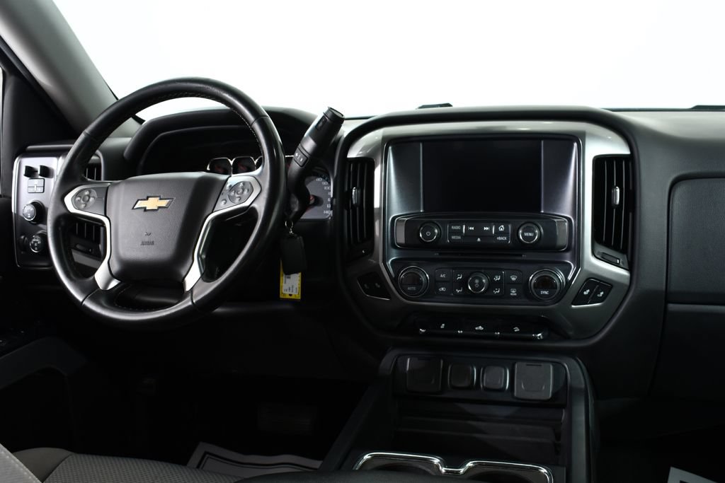 Used 2018 Chevrolet Silverado 1500 LT w/ All Star Edition AWD/4WD image 8