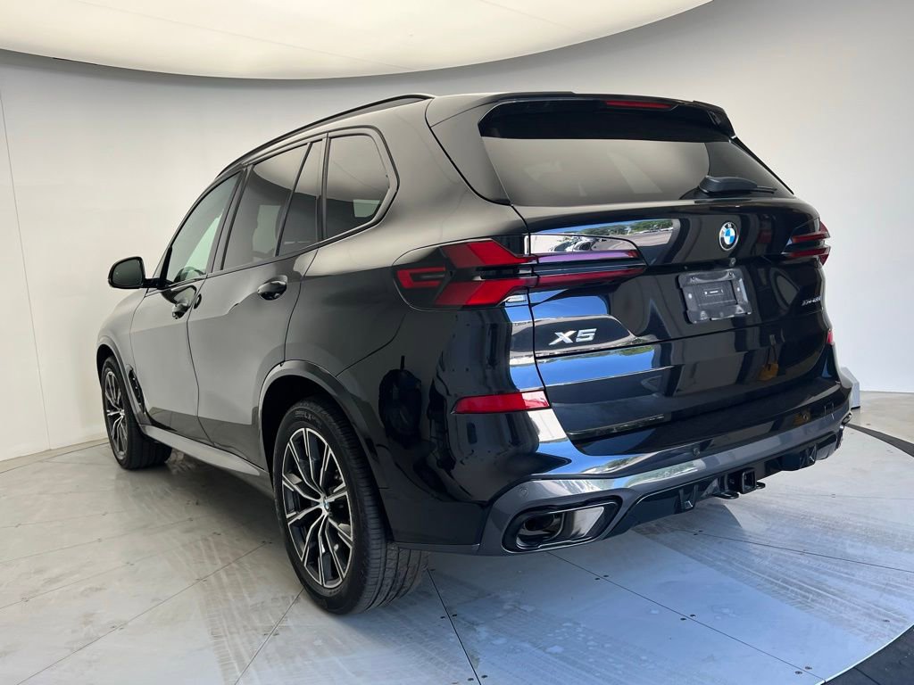 Certified 2024 BMW X5 xDrive40i w/ Executive Package image 4