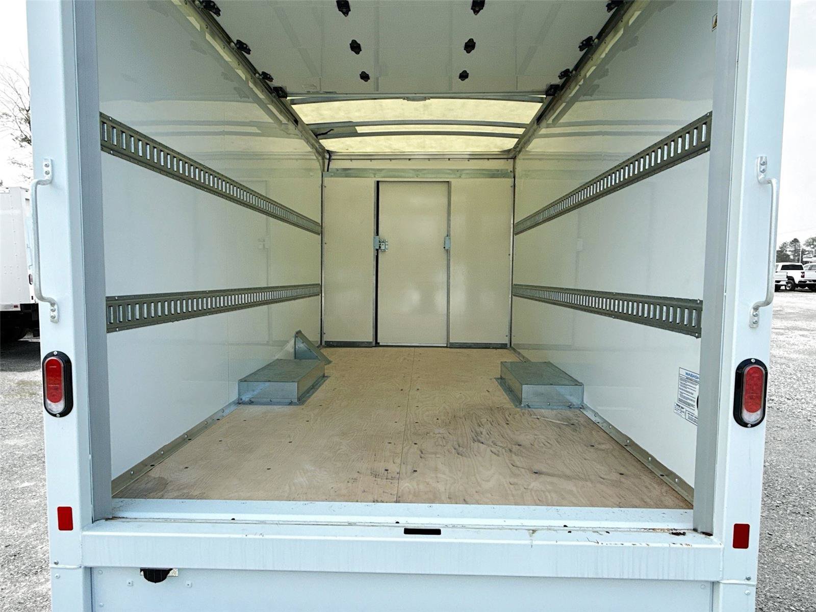 New 2024 Chevrolet Express 3500 w/ Power Convenience Package RWD image 17