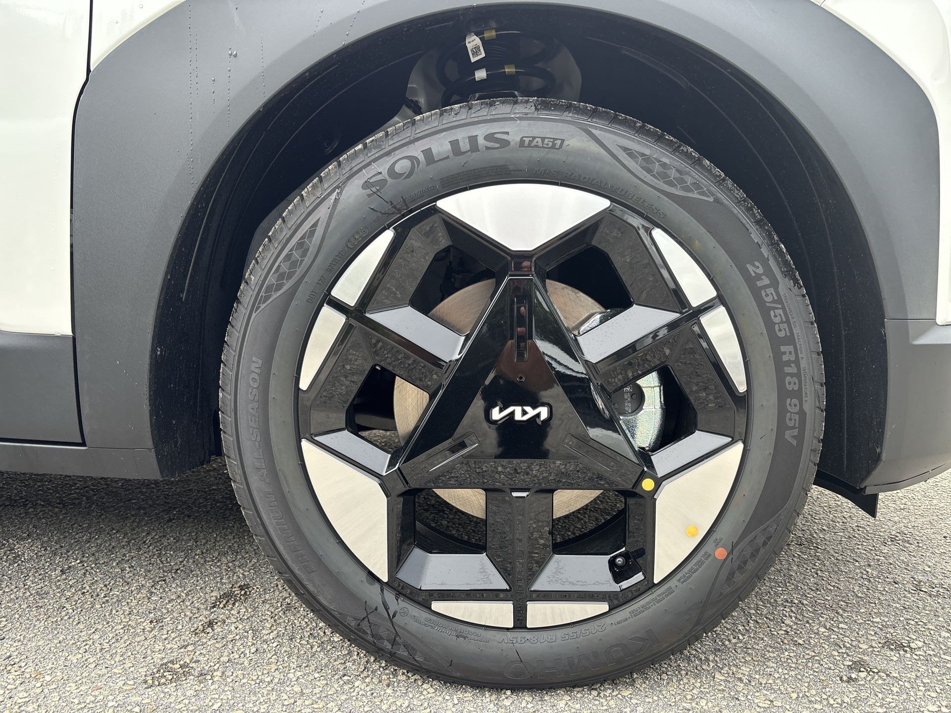 New 2027 Kia Seltos S FWD image 11
