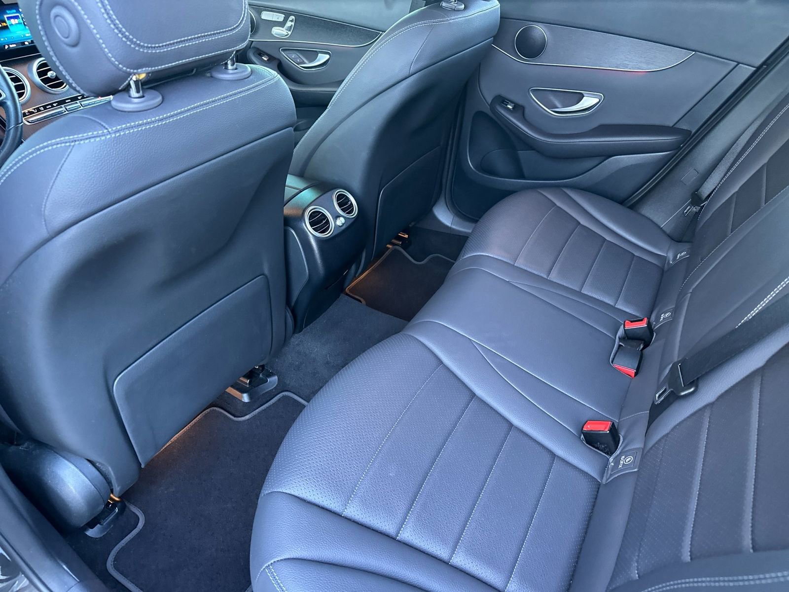 Certified 2022 Mercedes-Benz GLC 300 image 13