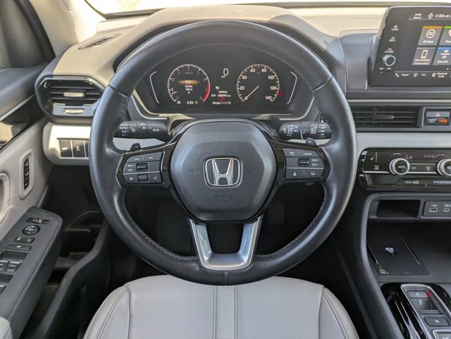 Used 2025 Honda Pilot EX-L image 30