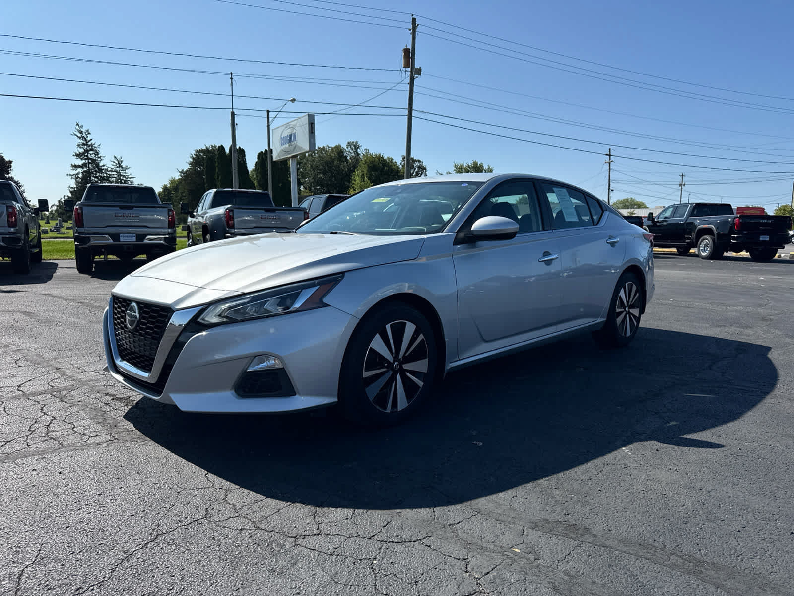 Used 2022 Nissan Altima 2.5 SV FWD image 1
