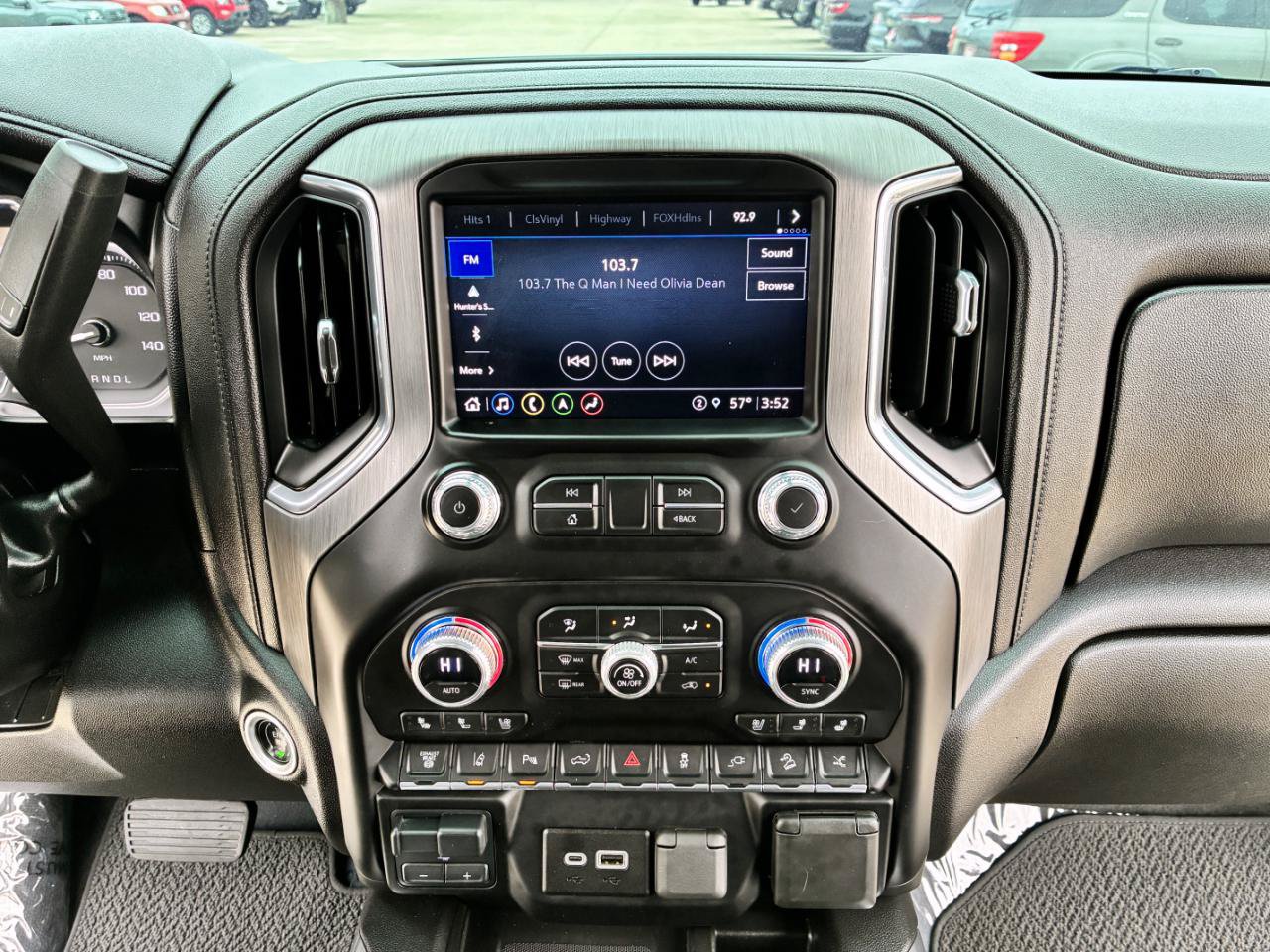 Used 2023 GMC Sierra 2500 Denali w/ Denali Ultimate Package AWD/4WD image 22