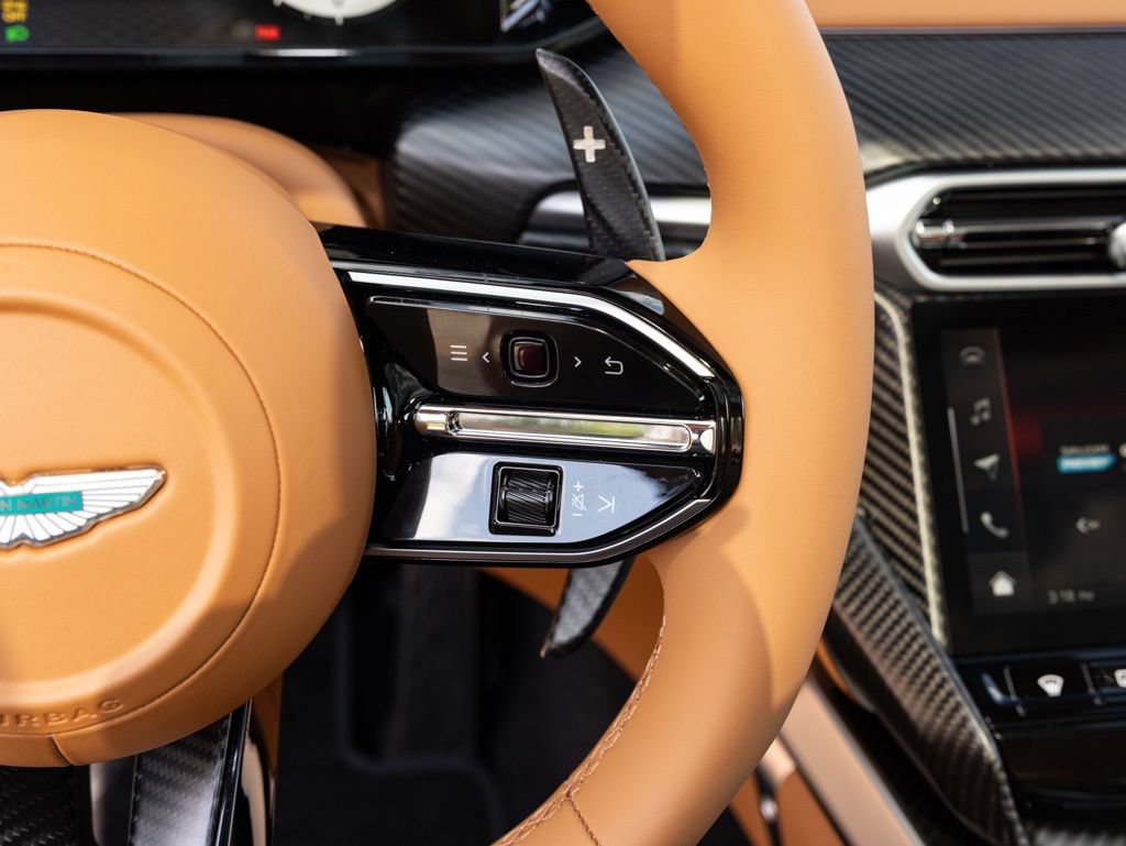 New 2026 Aston Martin Vanquish RWD image 33