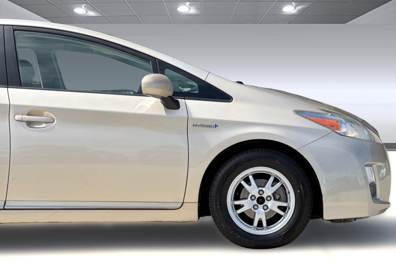 Used 2011 Toyota Prius Four w/ Solar Roof Pkg FWD image 37