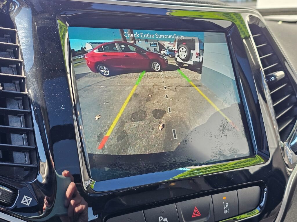 Used 2019 Jeep Cherokee Limited w/ Luxury Group image 36