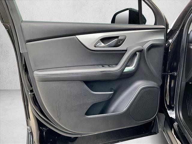 Used 2024 Chevrolet Blazer LT FWD image 18