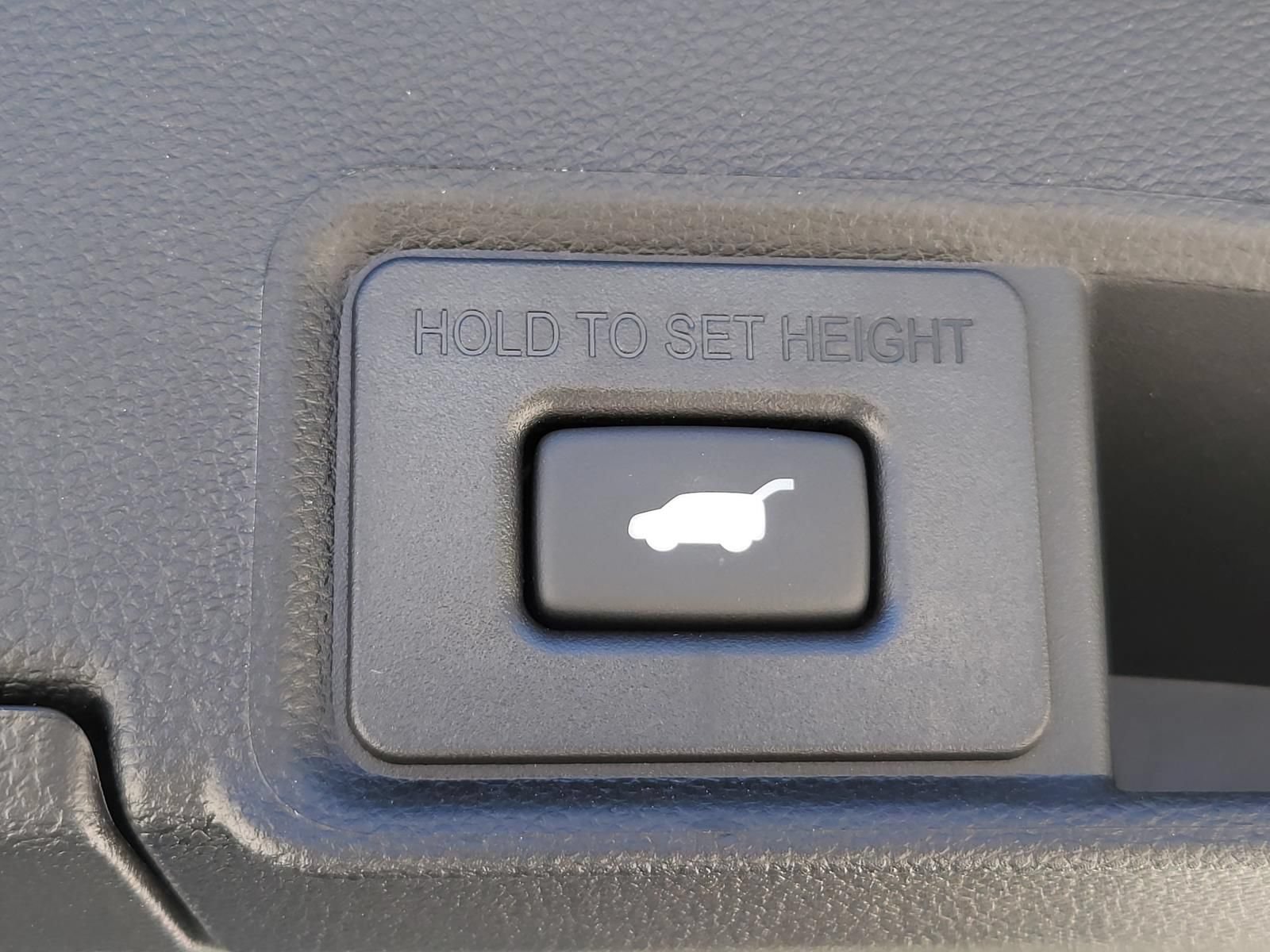 New 2026 Acura RDX SH-AWD image 11