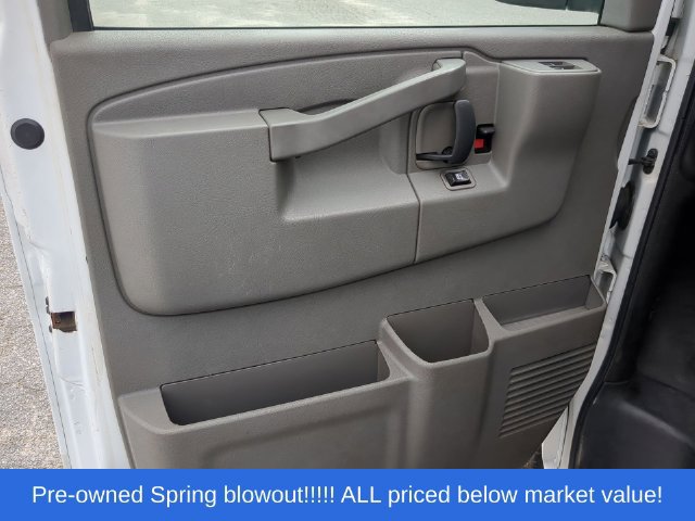 Used 2016 Chevrolet Express 2500 RWD image 20